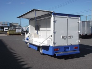 移動展示車