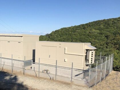 風力発電用機器収容局舎(1)